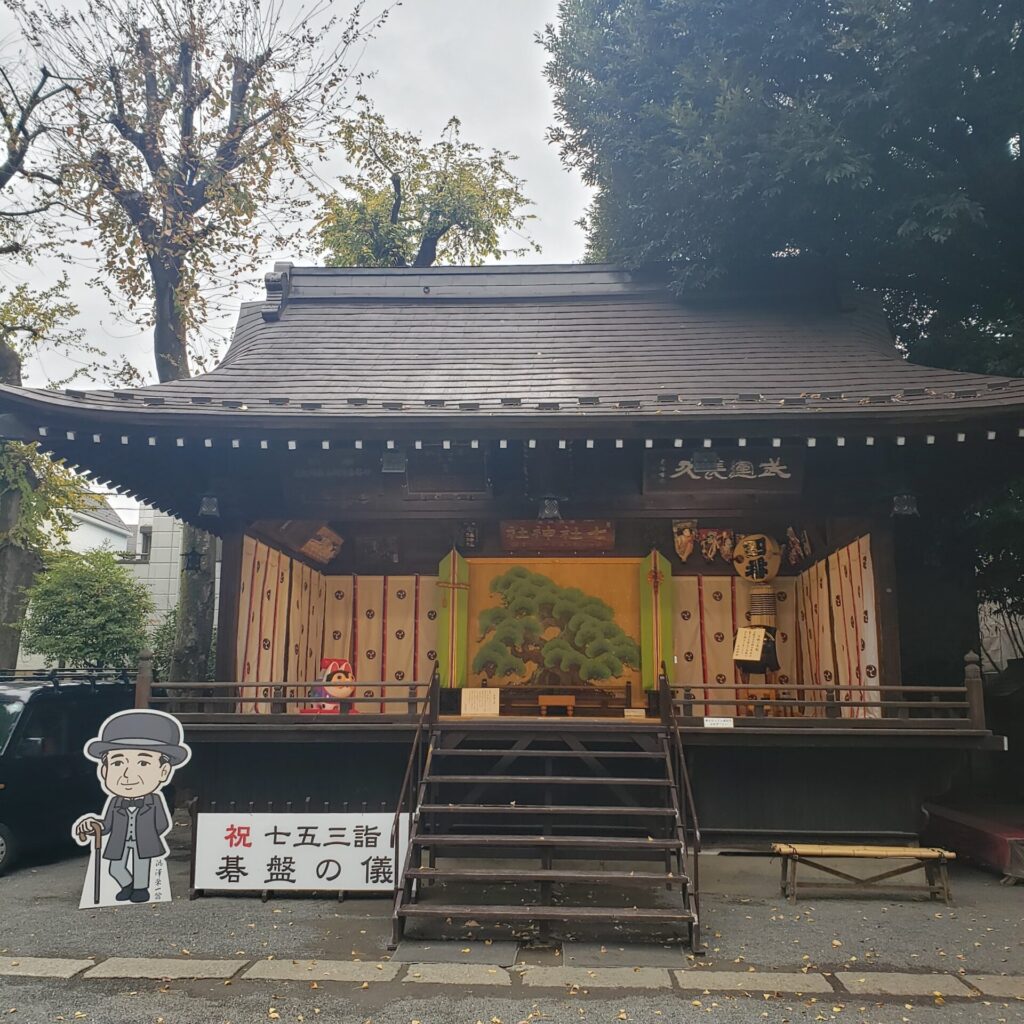 七社神社の舞殿