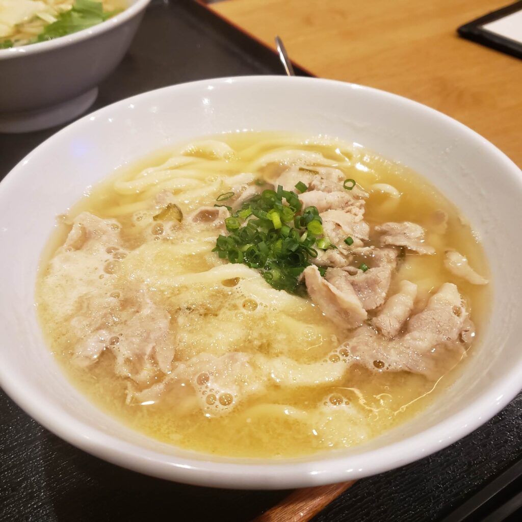 うどん屋清の豚みぞれうどん