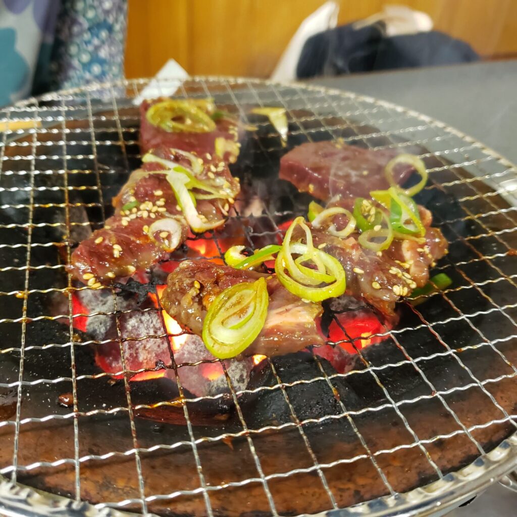 西立川の焼肉店「しちりん亭」