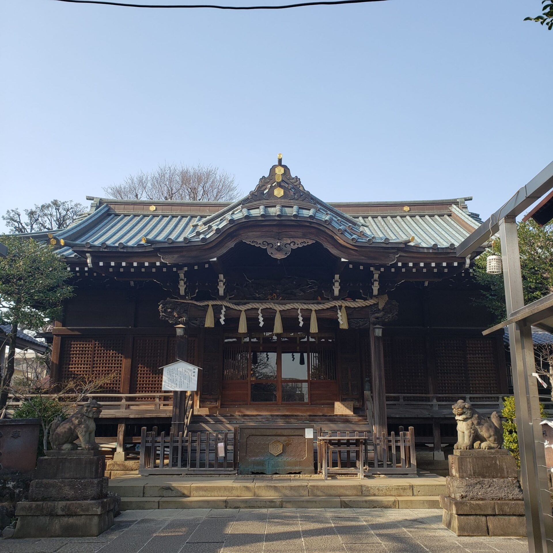 文京区白山神社の本堂