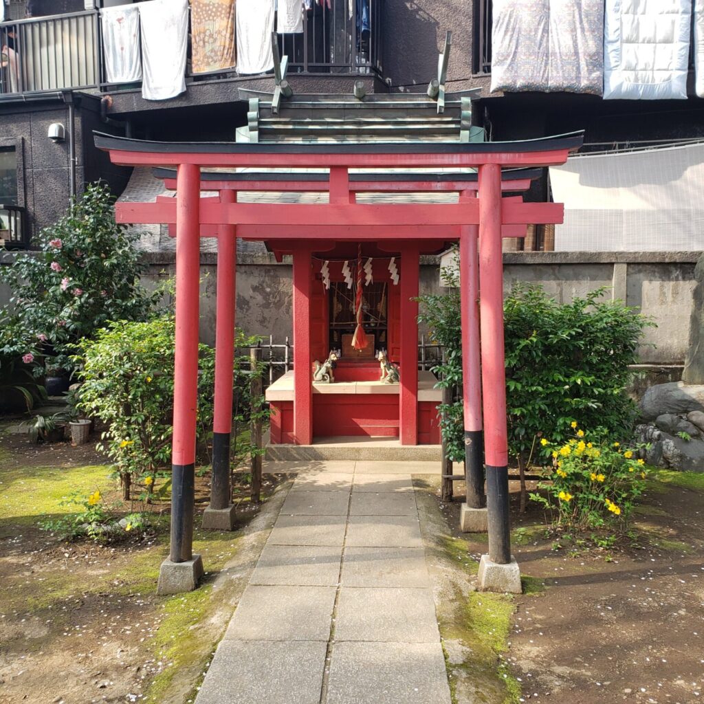 駒込天祖神社の 鎮火稲荷神社