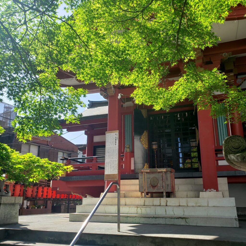 茶ノ木稲荷神社の社殿