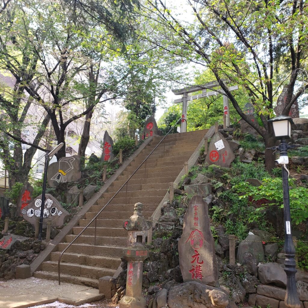 駒込富士神社の階段