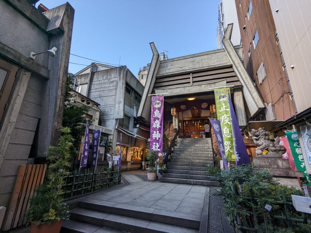 烏森神社の境内