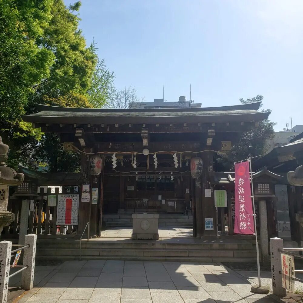下谷神社の境内