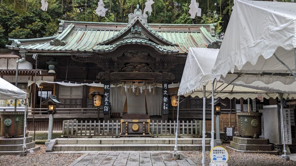 調神社の本殿